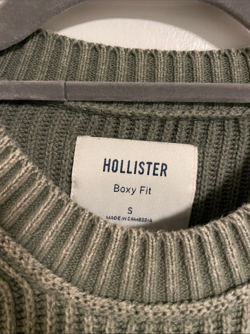 Hollister Boxy Fit Olive Green Crewneck Sweater size Small - Picture 4 of 5